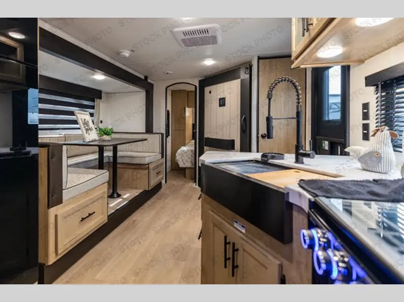 2027 Forest River Cherokee Grey Wolf 28RRT - Photo 3