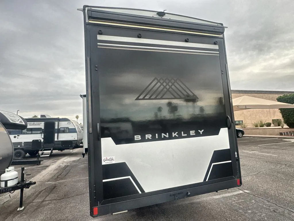 2026 Brinkley Model G 4100, Photos photo 3