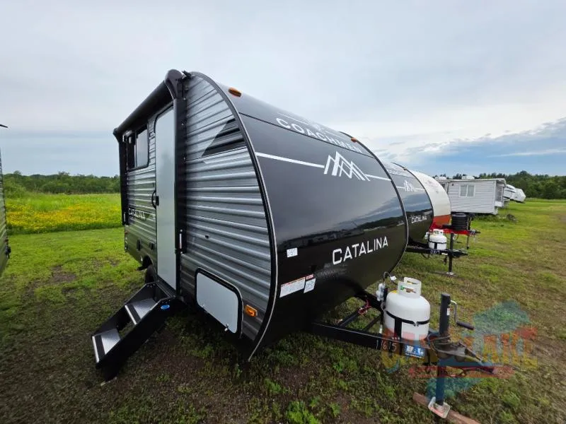2025 Coachmen Catalina Summit Series 7 134BHX - Photo 2