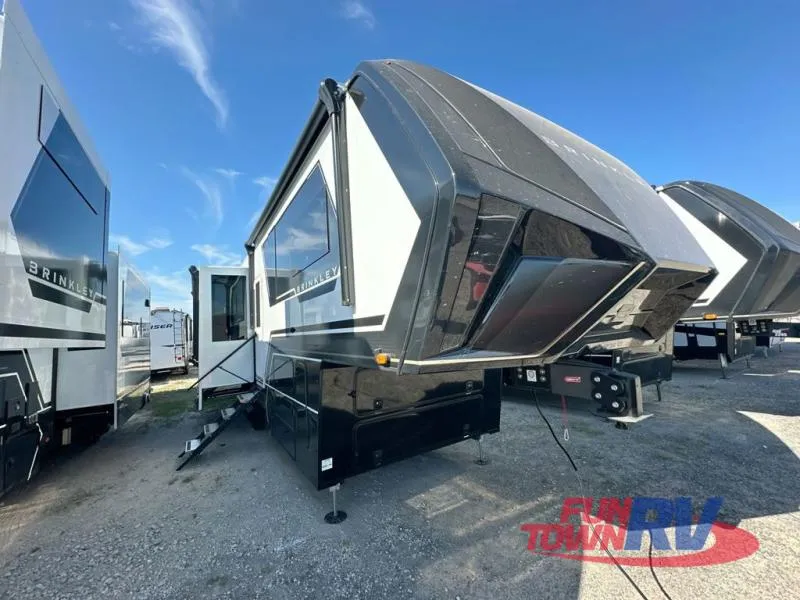 2026 Brinkley Model G 3250 - Photo 2