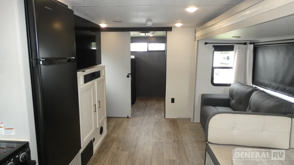 2021 Forest River Vibe 28BH, Photos photo 2