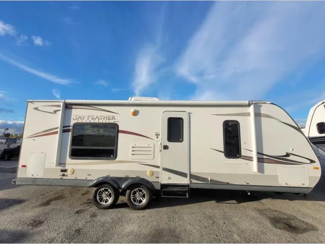 2013 Jayco Jay Feather Ultra Lite 24T - Photo 2