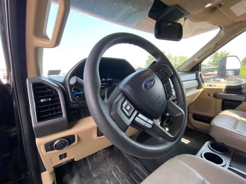 2021 Thor Motor Coach Magnitude SV34 - Photo 3