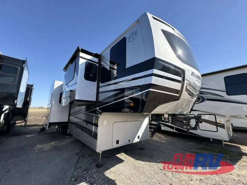 2026 Forest River RiverStone 425FO - Photo 3