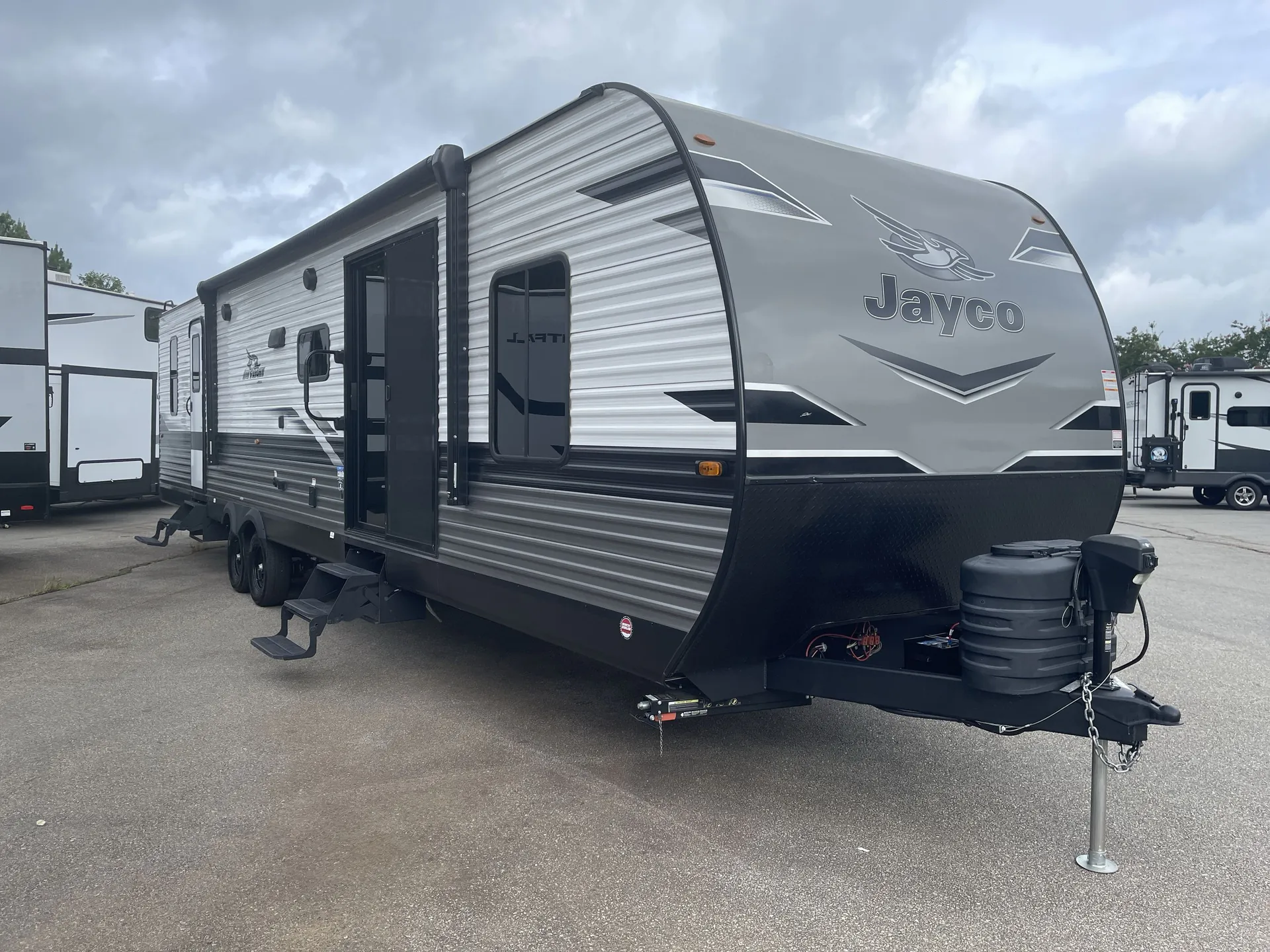 2024 Jayco Jay Flight 380DQS - Photo 2