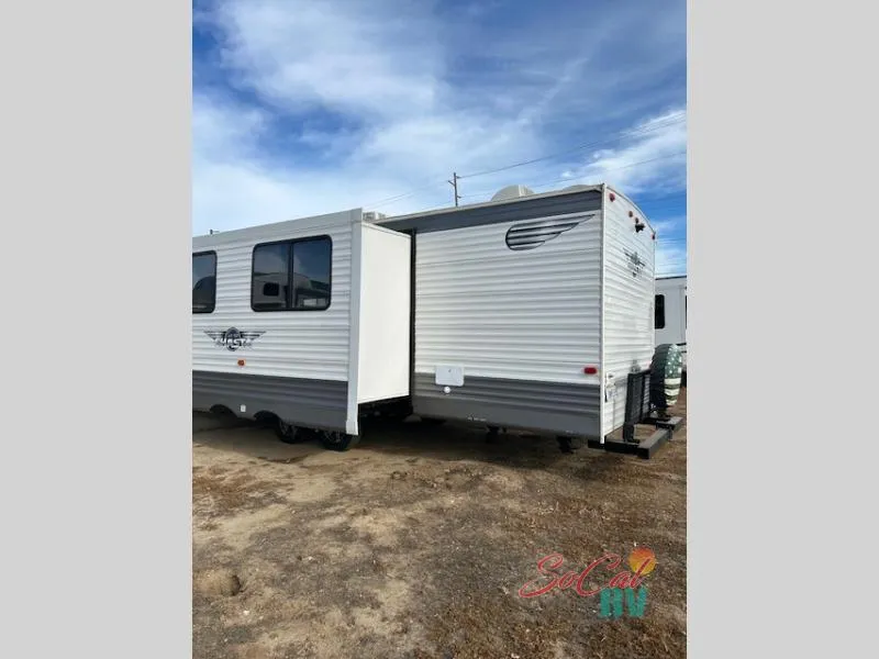 2021 Shasta RVs Shasta 27BH - Photo 3