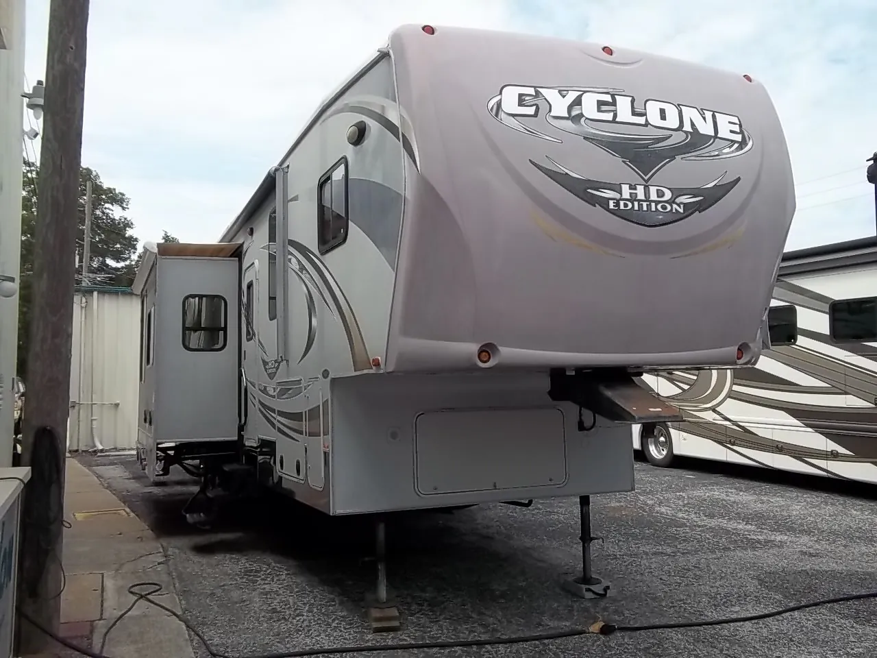 2012 Heartland Cyclone 3800 - Photo 2