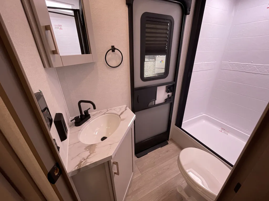 2027 Jayco Jay Feather 29BHB, Photos photo 17