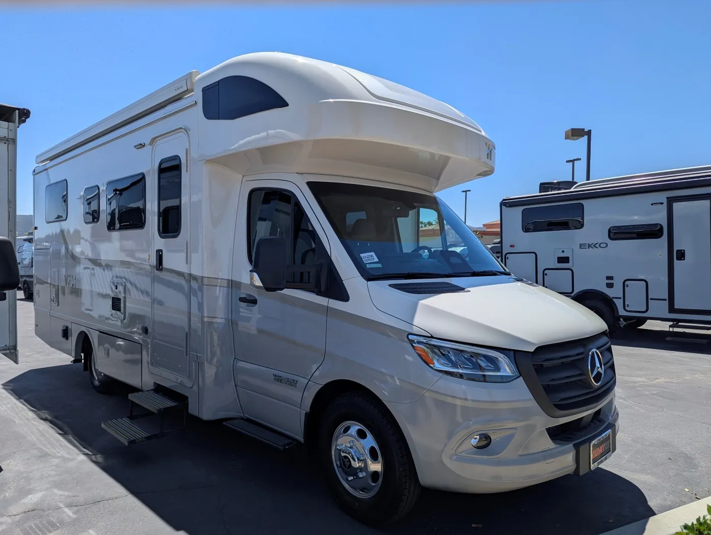 2027 Winnebago View 24R - Photo 2