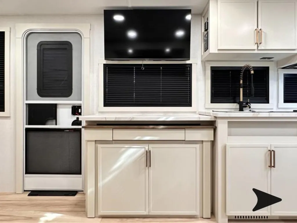 2026 Brinkley Model Ix 20X, Photos photo 11