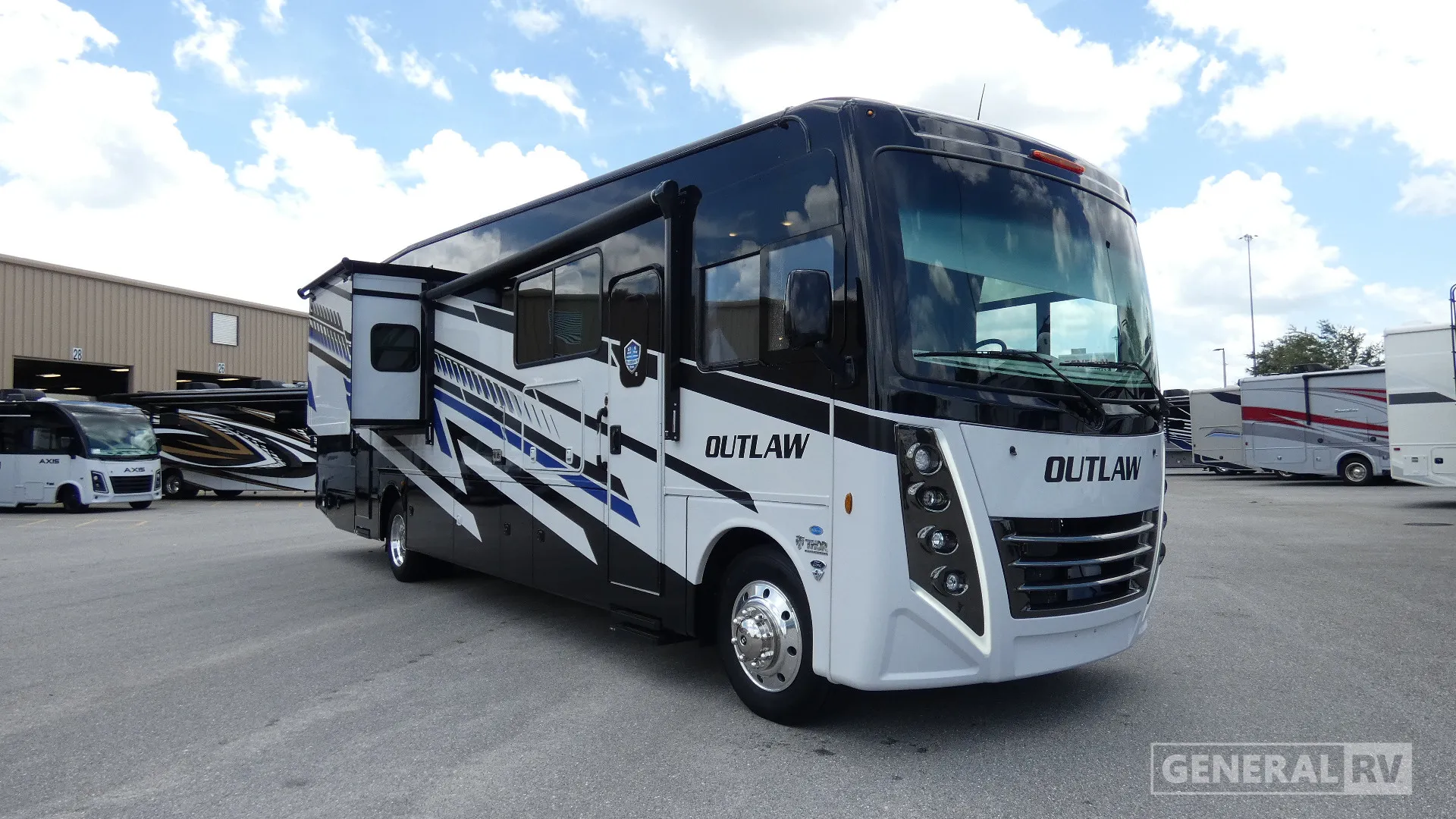 2027 Thor Motor Coach Outlaw 38M - Photo 2