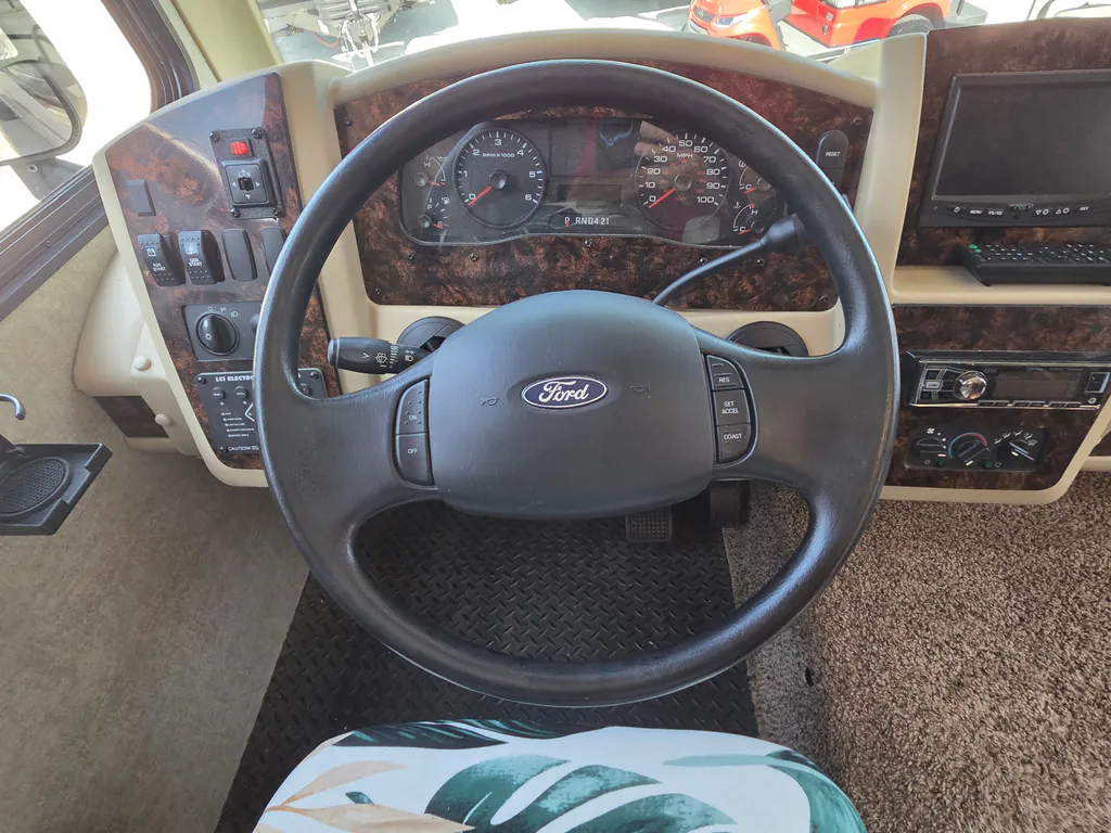 2017 Coachmen Pursuit 27KB, Photos photo 18