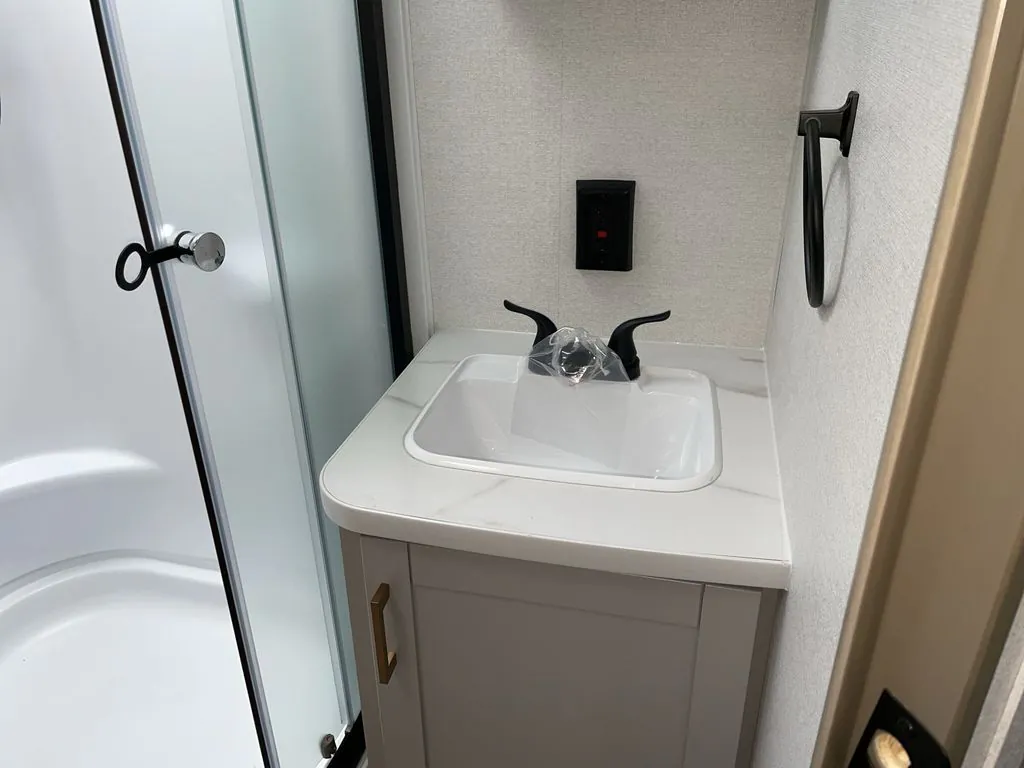 2027 Jayco Jay Flight SLX 262RLSW, Photos photo 9