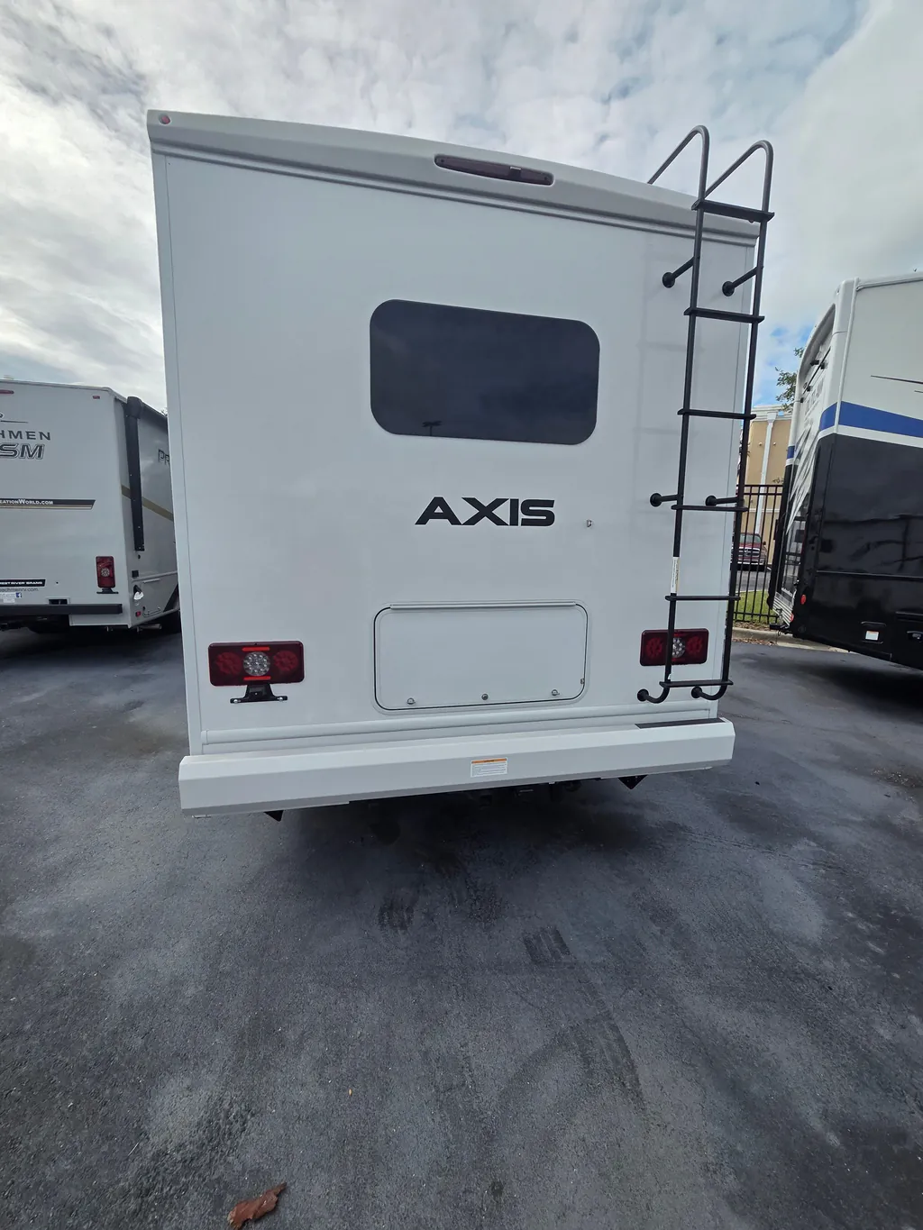 2026 Thor Motor Coach Axis 26.2, Photos photo 4