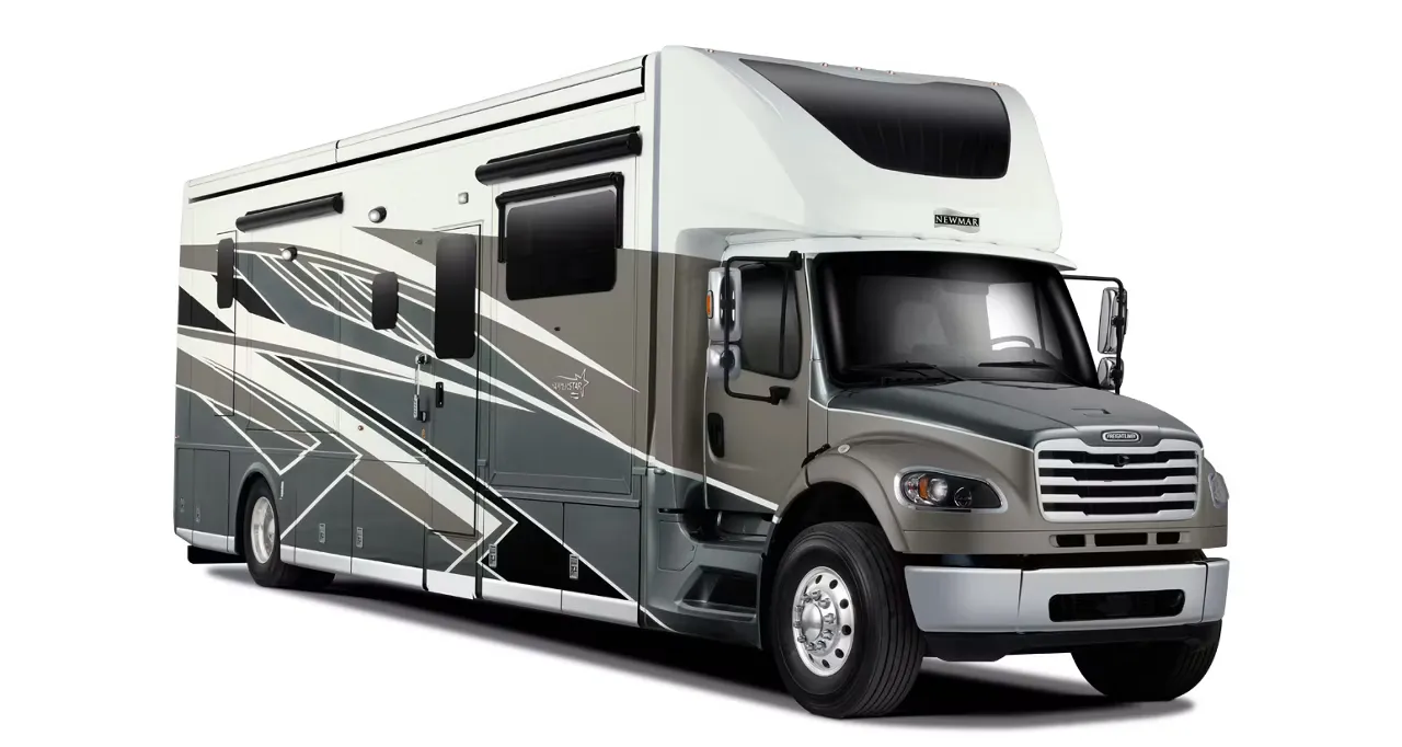 Newmar Super Star 4059 exterior