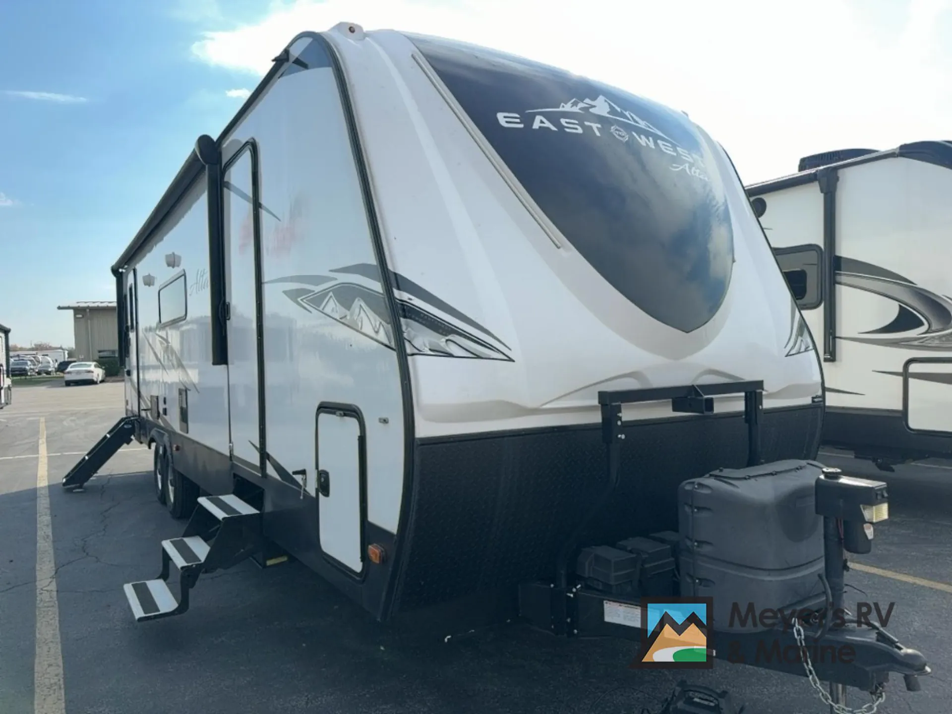 2022 East to West Alta 2850KRL
