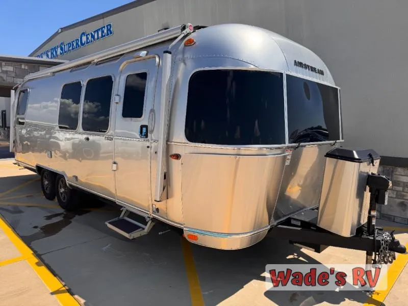2025 Airstream Pottery Barn 28RB - Photo 2