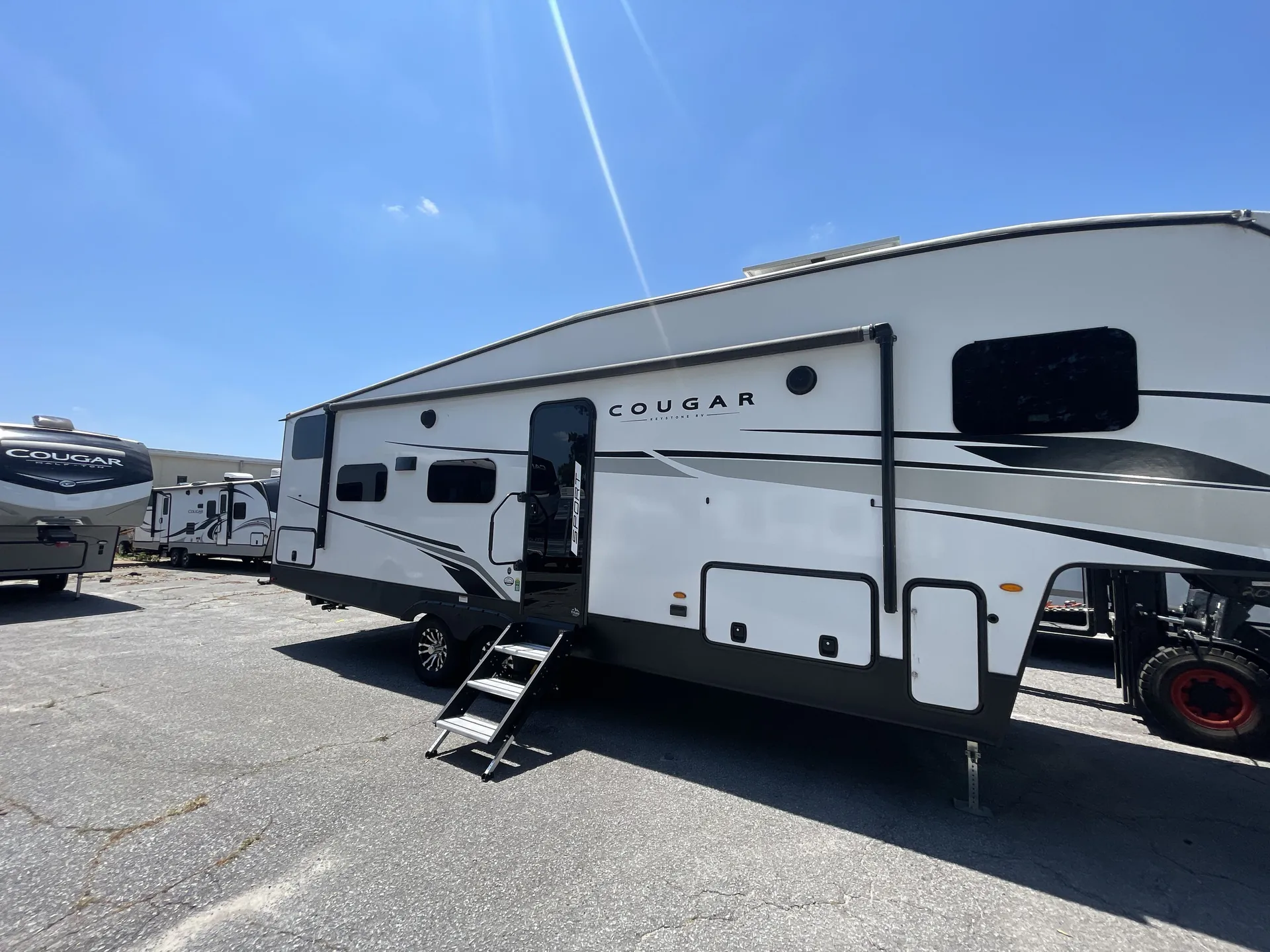 2023 Keystone Cougar Sport 2700BH - Photo 2