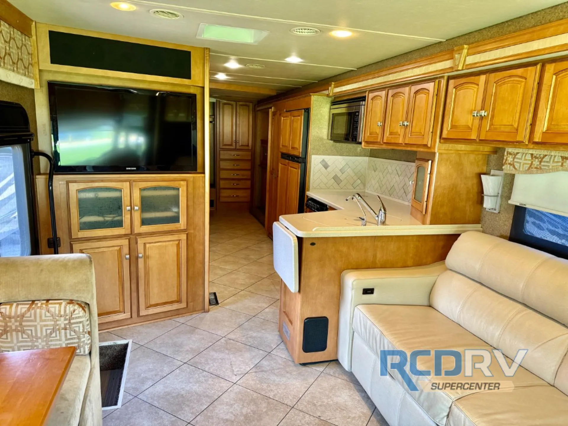 2013 Winnebago Adventurer 35P - Photo 3