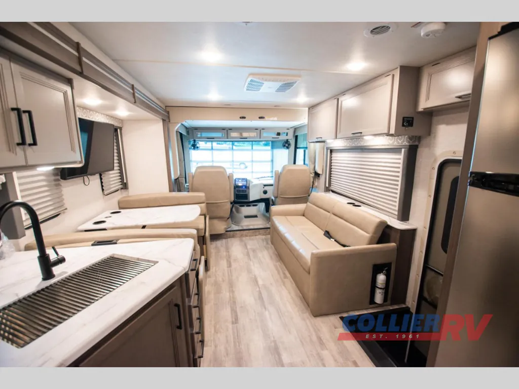 2024 Thor Motor Coach Freedom Traveler A32, Photos photo 3