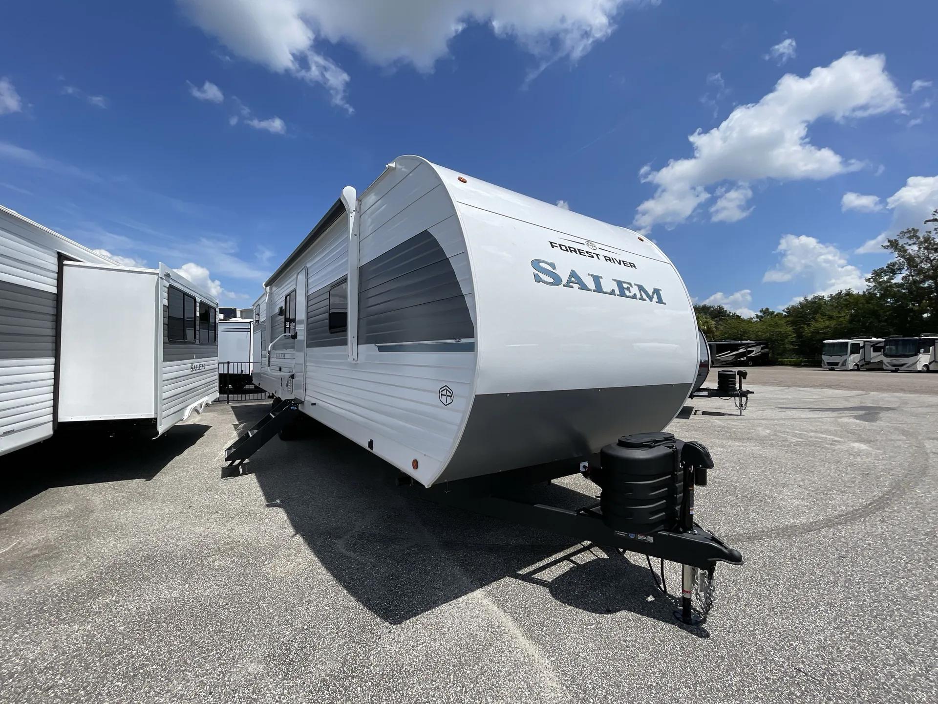 2027 Forest River Salem 33TS dealer photo 1 from Camping World