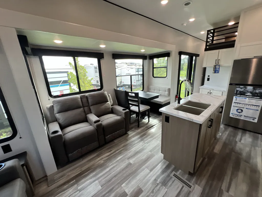 2026 Jayco Jay Flight Bungalow 401LOFT DS, Photos photo 16