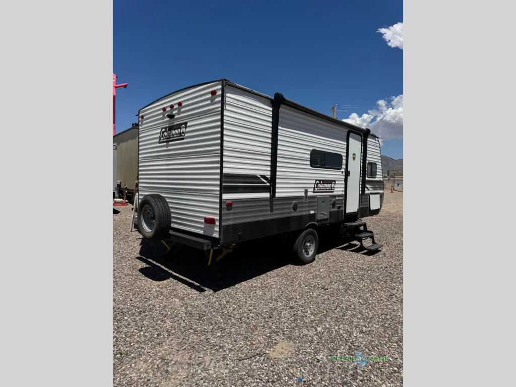 2023 Dutchmen Coleman Lantern LT 18FQ, Photos photo 5
