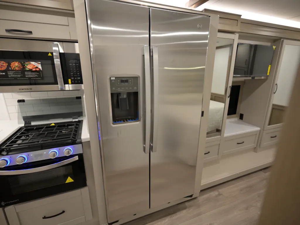 2027 Entegra Coach Vision XL 36C, Photos photo 16