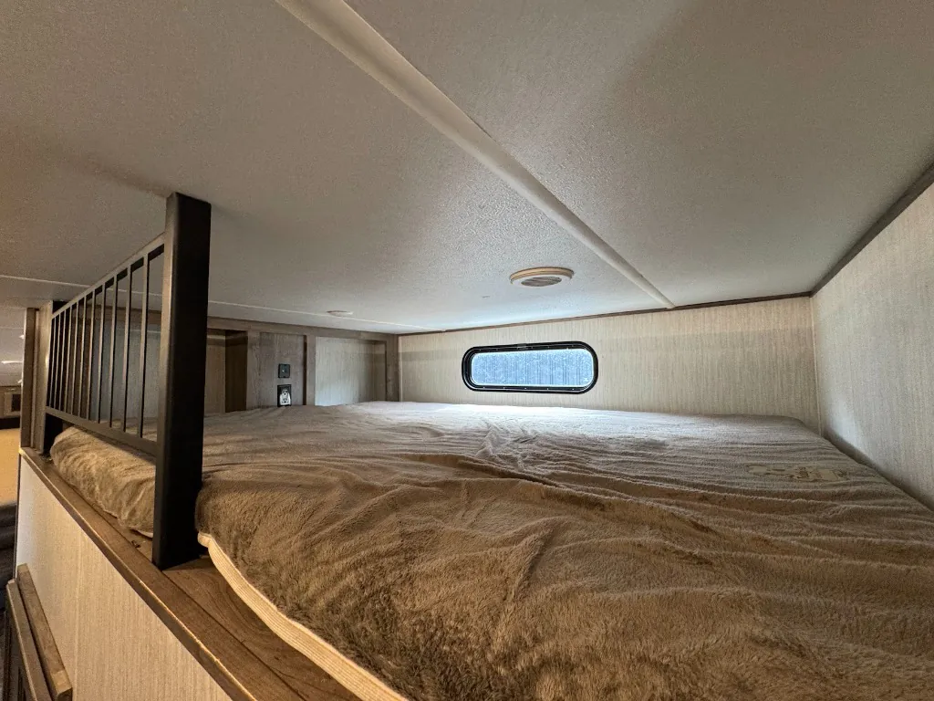 2019 Forest River Sabre 36BHQ, Photos photo 47