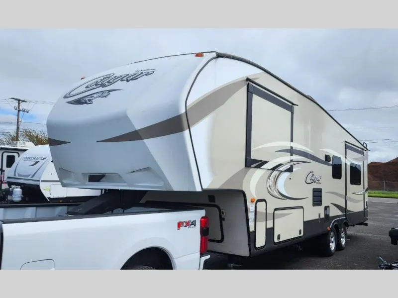 2017 Keystone RV Cougar Half-Ton Series 283RETWE - Main photo