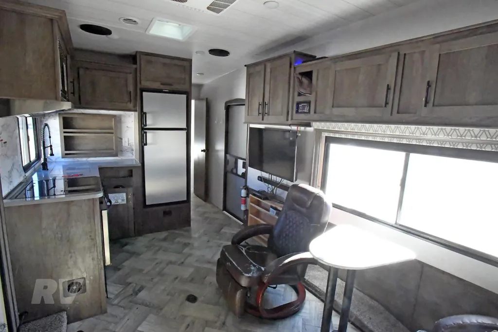 2022 Forest River Stealth FQ2715G, Photos photo 15