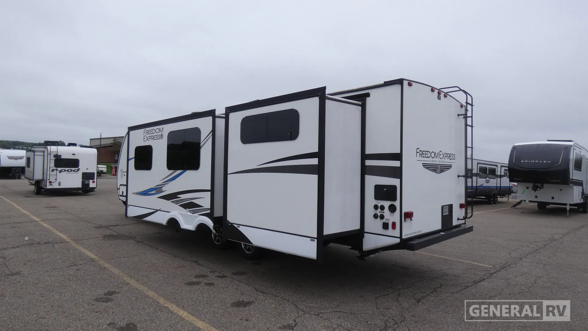 2021 Coachmen Freedom Express Liberty Edition 320BHDSLE - Photo 4