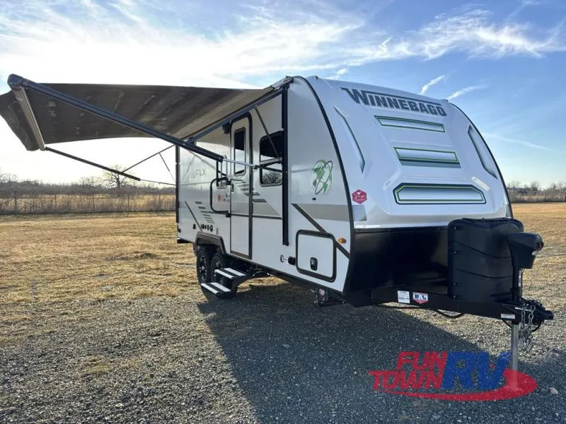 2022 Winnebago Micro Minnie 2108TB - Photo 2