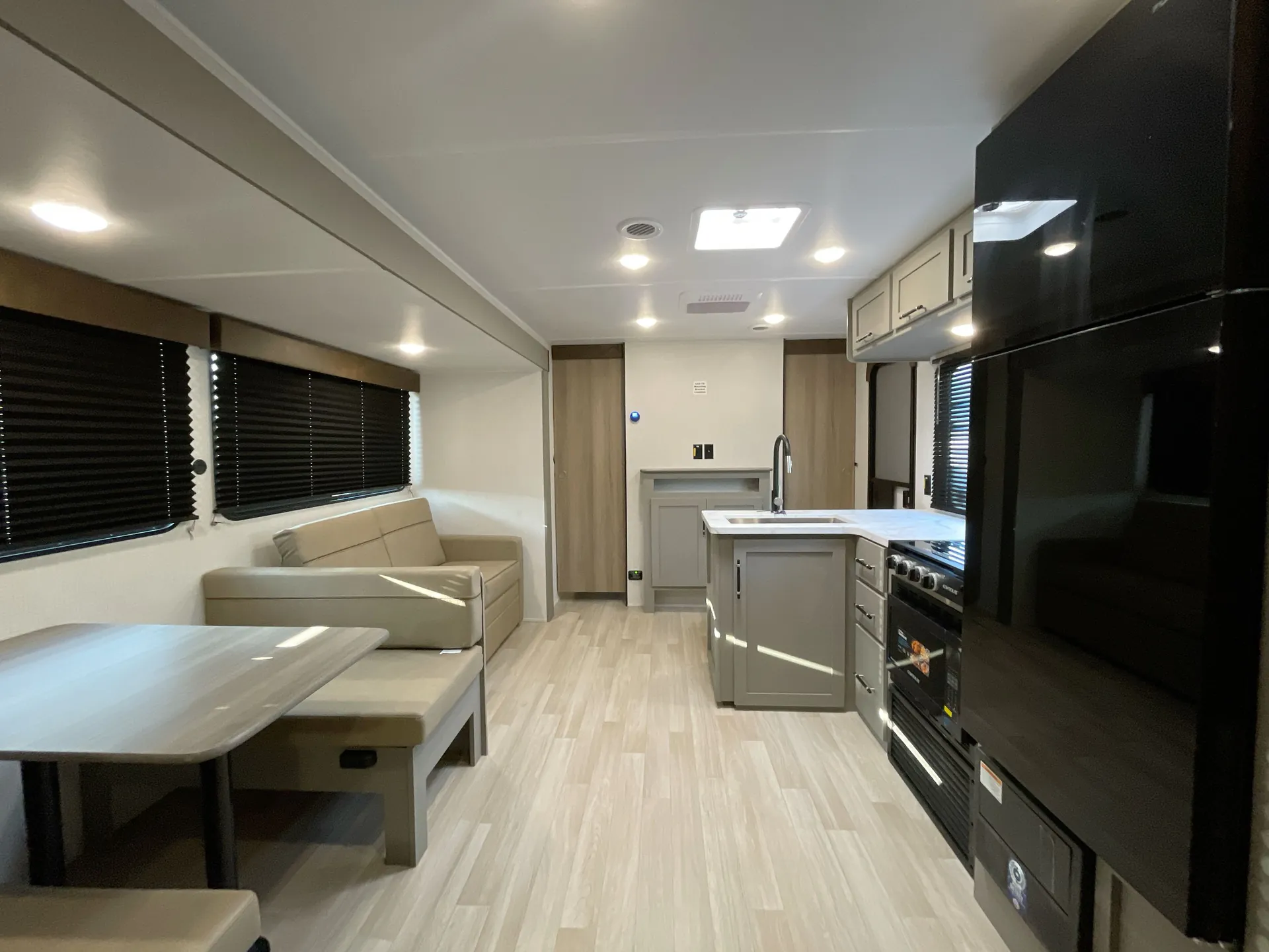 2026 Keystone Hideout Sport 261BHWE — living area main