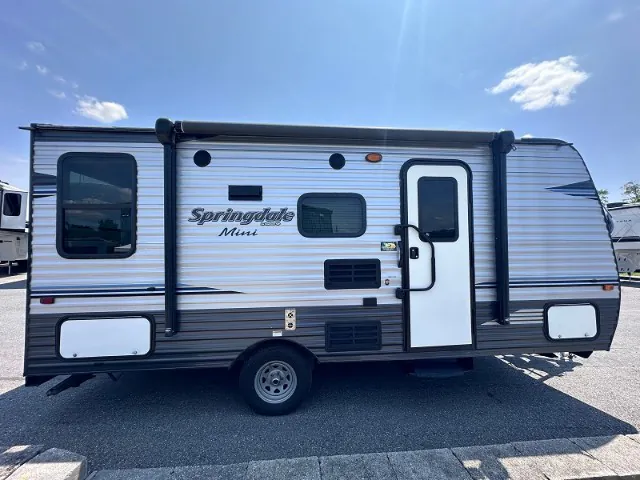 2019 Keystone Springdale Mini 1750RD - Photo 2