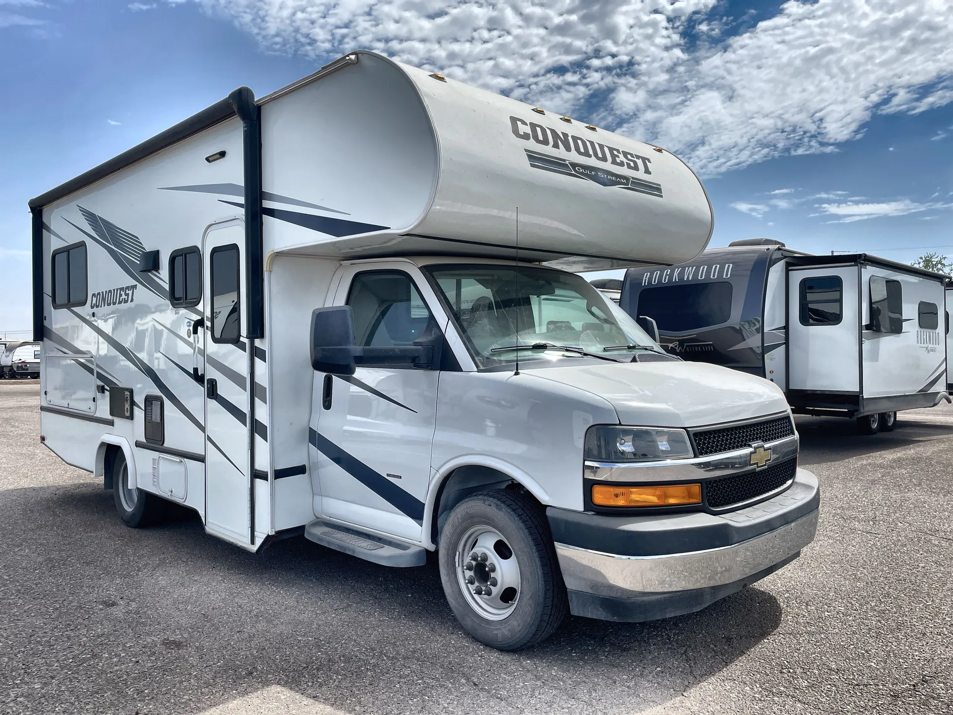 2022 Gulf Stream Conquest 6237LE - Photo 2