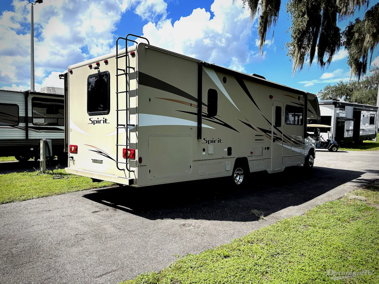 2019 Winnebago Spirit 31G - Photo 3