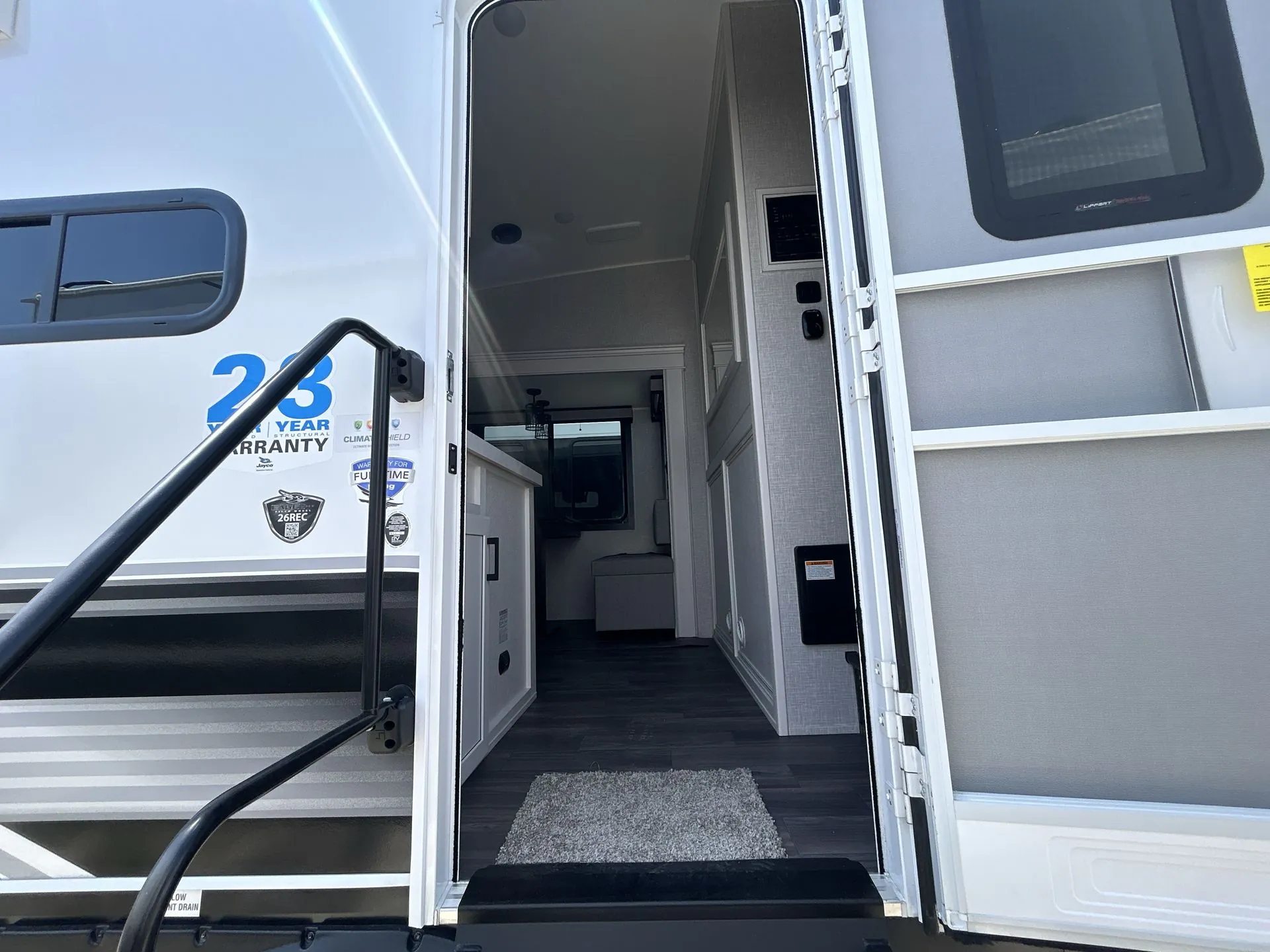 2025 Jayco Eagle HT 26REC - Photo 3