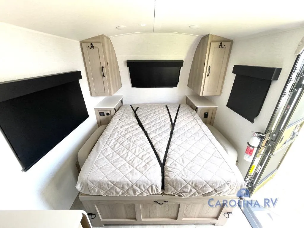2025 Forest River RV Rockwood GEO Pro 19FD - Photo 4