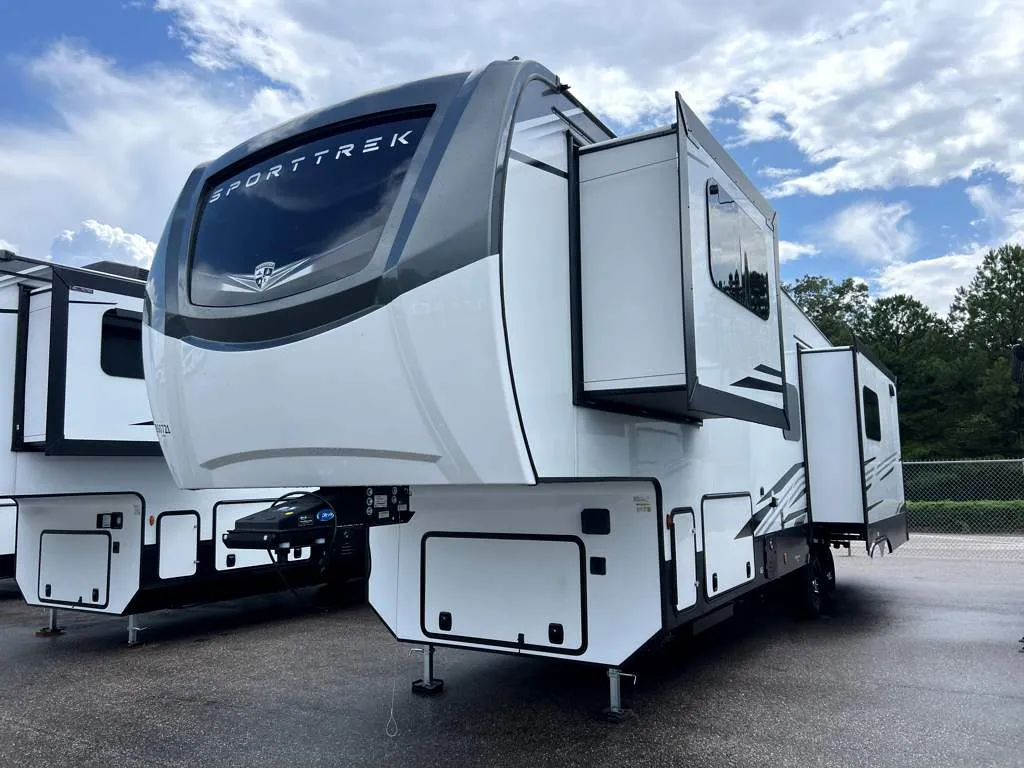 2026 Venture RV SportTrek 5 Touring Edition STTF353VRK - Photo 2