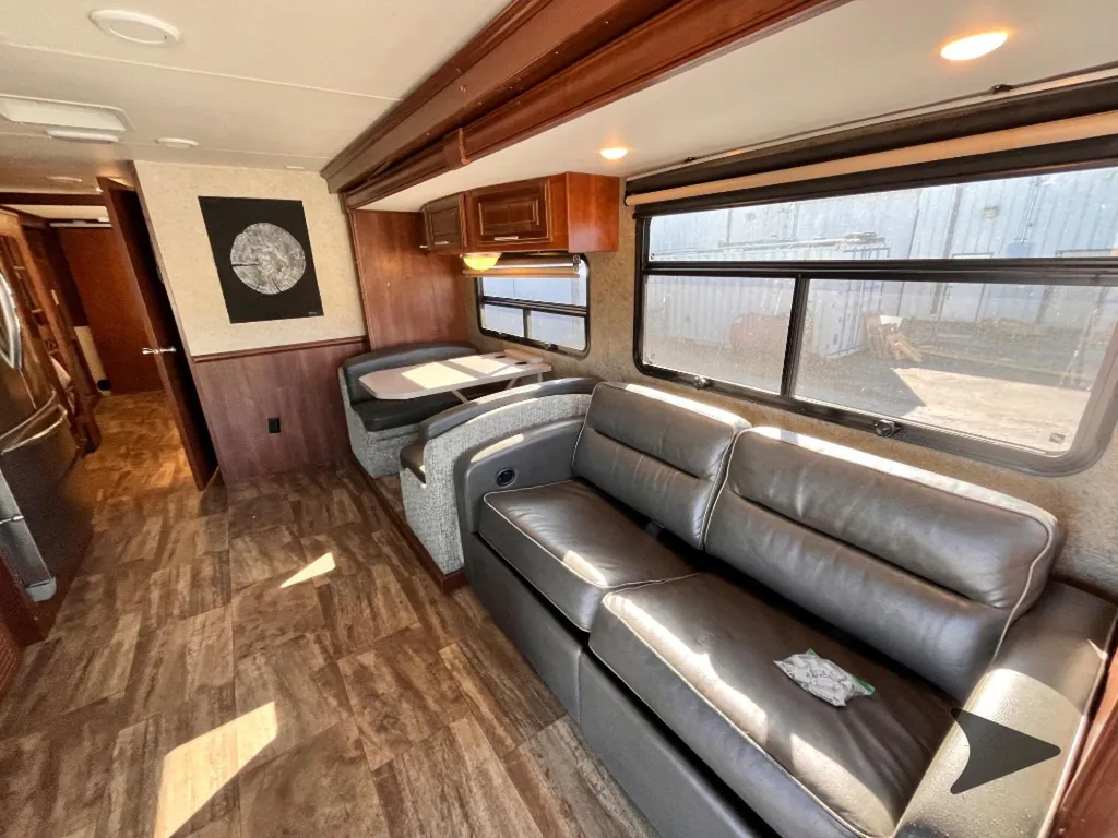 2017 Forest River Georgetown 364TS, Photos photo 17