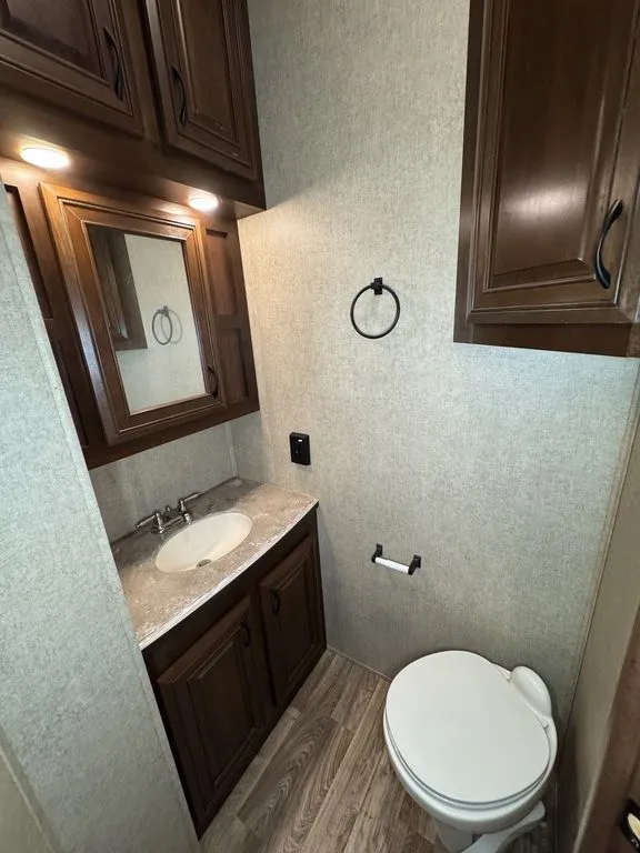 2015 Jayco Pinnacle 36FBTS, Photos photo 18