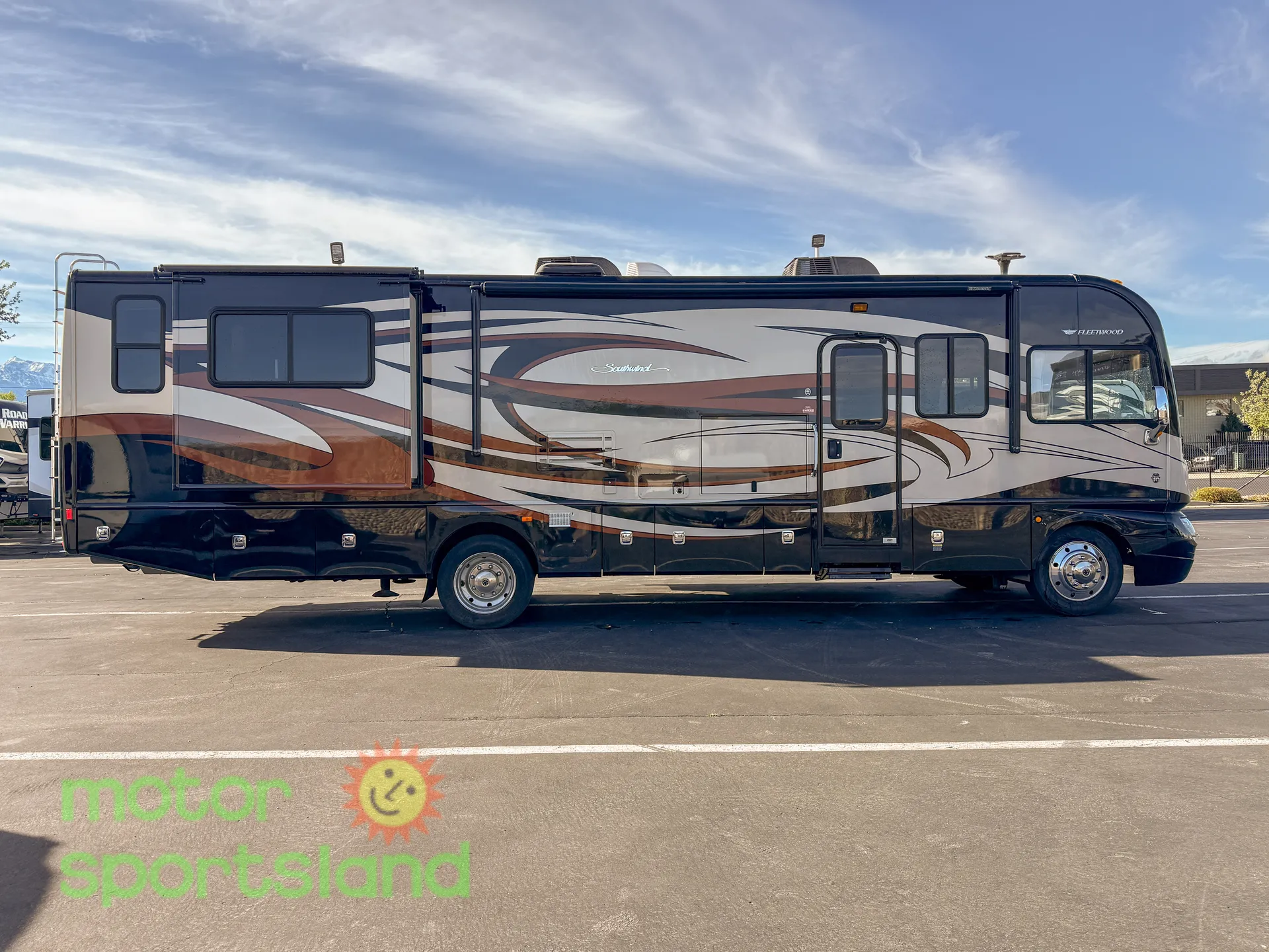 2013 Fleetwood Southwind 36L - Photo 3