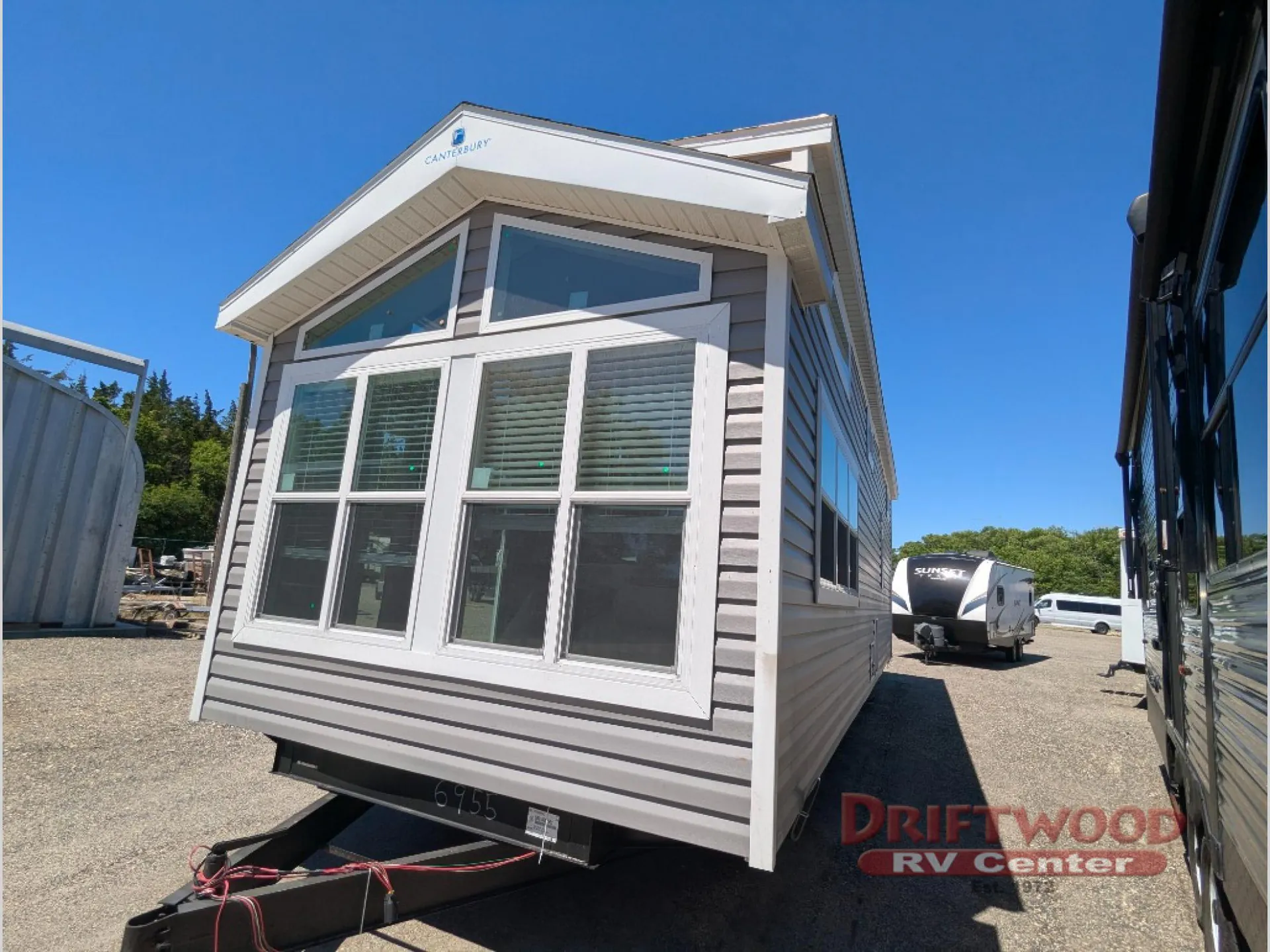 2027 Canterbury RV Parkvue P38-SSL - Photo 4