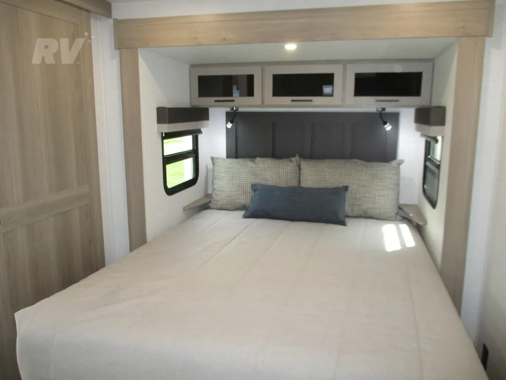 2026 Forest River Flagstaff Micro Lite 25MBR, Photos photo 17