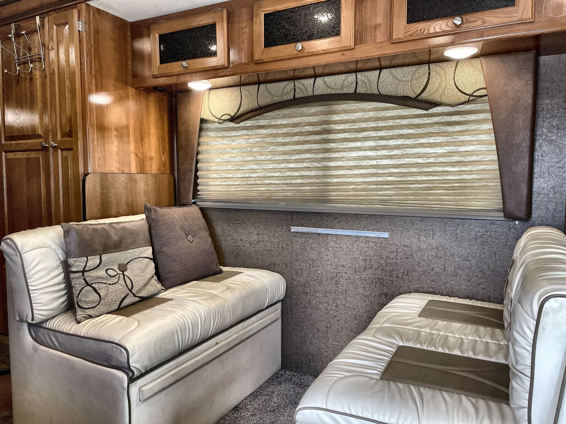 2017 Coachmen Leprechaun 220QB — living area main