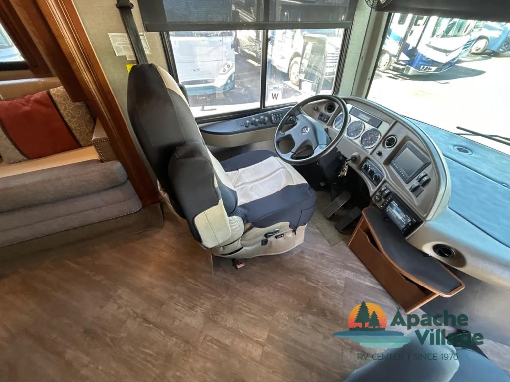 2017 Fleetwood Pace Arrow LXE 38F, Photos photo 54