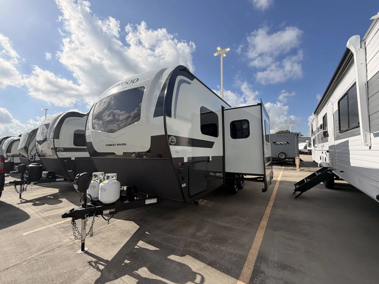 2027 Forest River Rockwood Mini Lite 2205S - Photo 2