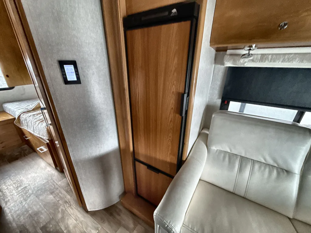 2019 Tiffin Wayfarer 24 TW, Photos photo 7