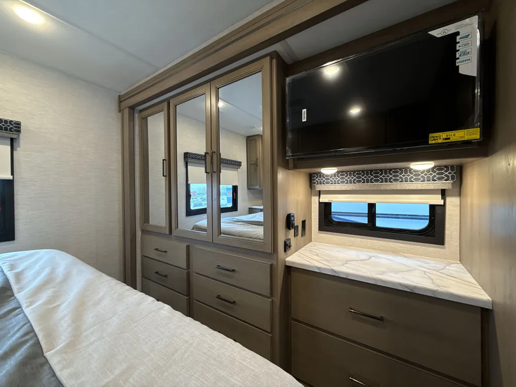 2026 Thor Motor Coach Freedom Traveler A29, Photos photo 21